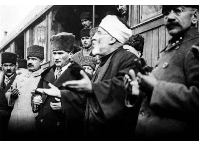 Atatürk'ün yaktığı meşale 106 yıldır sönmedi, sönmeyecek! 19 Mayıs Gençlik ve Spor Bayramı kutlu olsun 3